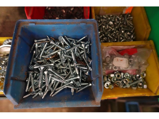 Lot bouten, vijzen, moeren, vloten - afbeelding 3 van  5