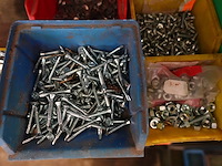 Lot bouten, vijzen, moeren, vloten - afbeelding 3 van  5