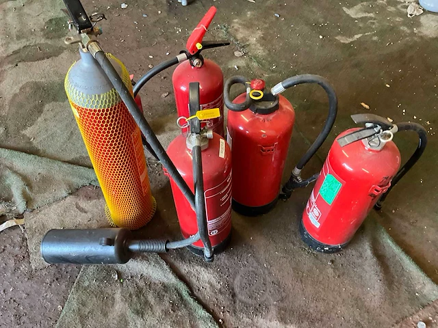 Lot brandblussers - afbeelding 2 van  3