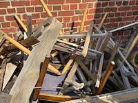 Lot (brand)hout - afbeelding 1 van  1