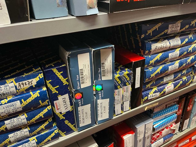 Lot brandstof, lucht en oliefilters - afbeelding 26 van  37