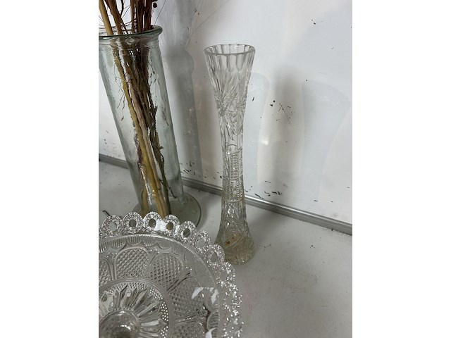 Lot brocante glaswerk met bloemen (8 items) - afbeelding 2 van  3