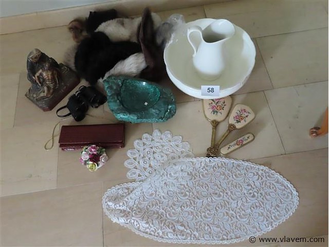 Lot brocante volgens foto - afbeelding 1 van  5