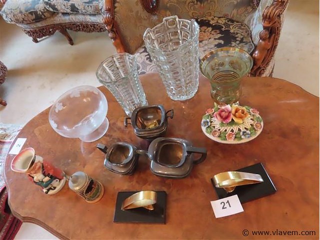 Lot brocante volgens foto - afbeelding 1 van  3