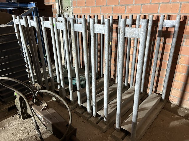 Lot buizen containers (10) - afbeelding 1 van  3