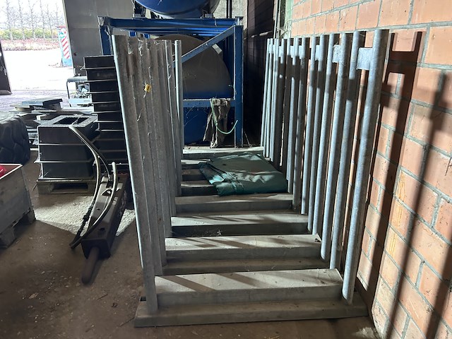 Lot buizen containers (10) - afbeelding 3 van  3