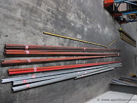 Lot buizen - afbeelding 2 van  2