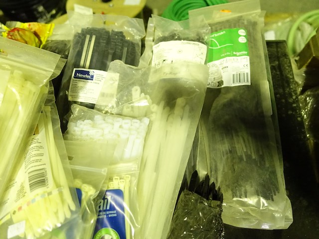 Lot cable tie - afbeelding 7 van  12