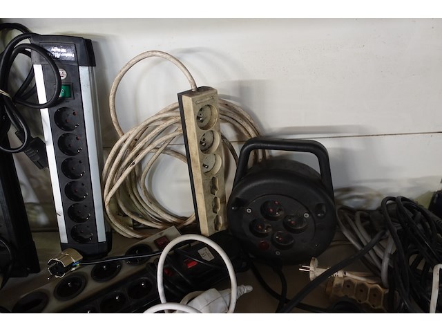 Lot contactdozen - afbeelding 4 van  6