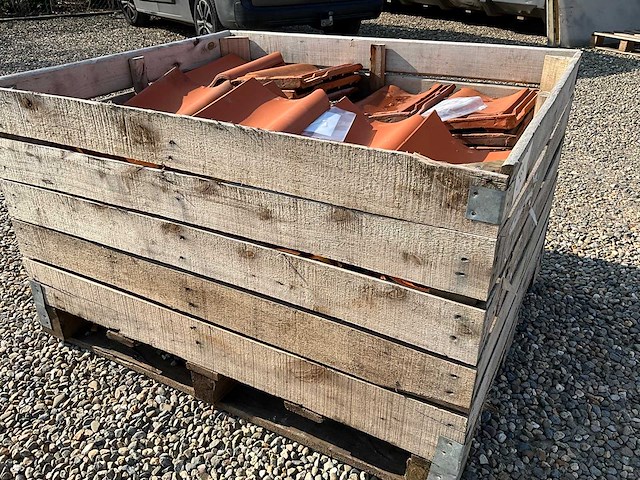 Lot dakpannen 110stuks monier-belfeld - afbeelding 1 van  4