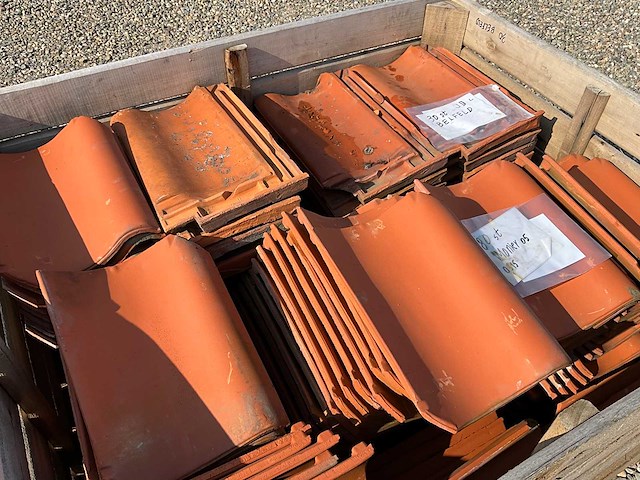 Lot dakpannen 110stuks monier-belfeld - afbeelding 4 van  4