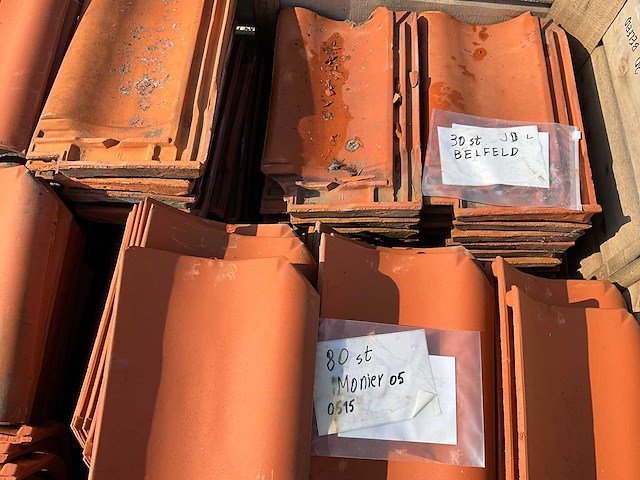 Lot dakpannen 110stuks monier-belfeld - afbeelding 3 van  4