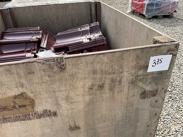 Lot dakpannen 350st rood gelakt - afbeelding 2 van  2