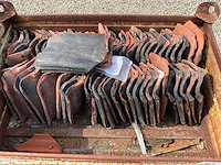 Lot dakpannen 55stuks zwart - afbeelding 2 van  3