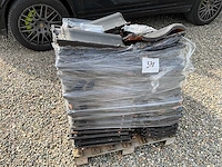 Lot dakpannen holstein plus 80stuks zwart