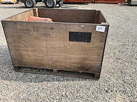 Lot dakpannen in palletbox - afbeelding 1 van  2
