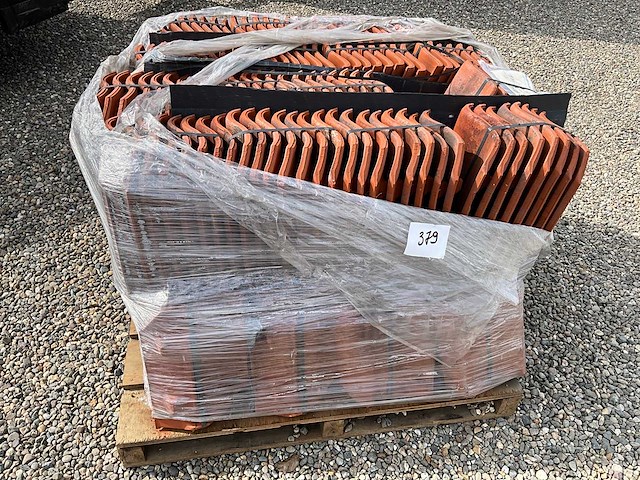 Lot dakpannen koramic pottelberg 240stuks - afbeelding 1 van  1
