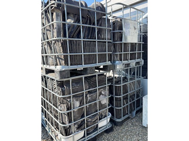 Lot dakpannen monier 2000stuks - afbeelding 9 van  9