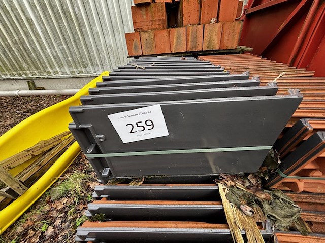 Lot dakpannen & stenen - afbeelding 4 van  5