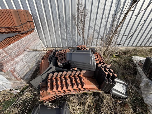 Lot dakpannen+restinhoud+stellng - afbeelding 5 van  17