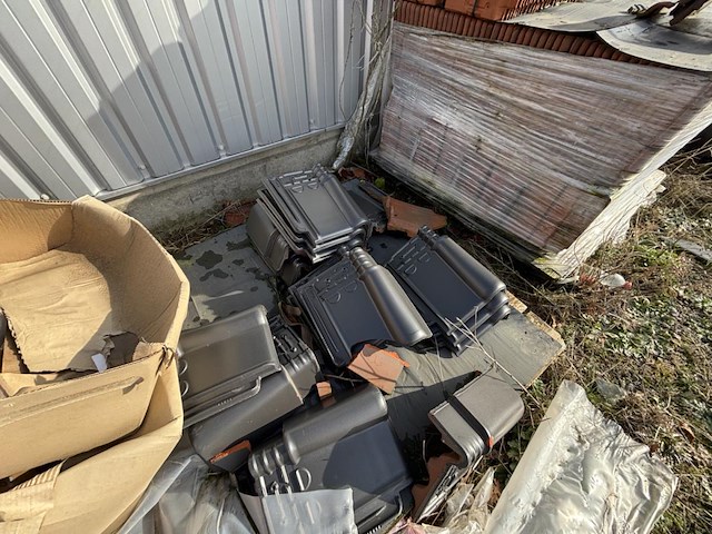 Lot dakpannen+restinhoud+stellng - afbeelding 9 van  17