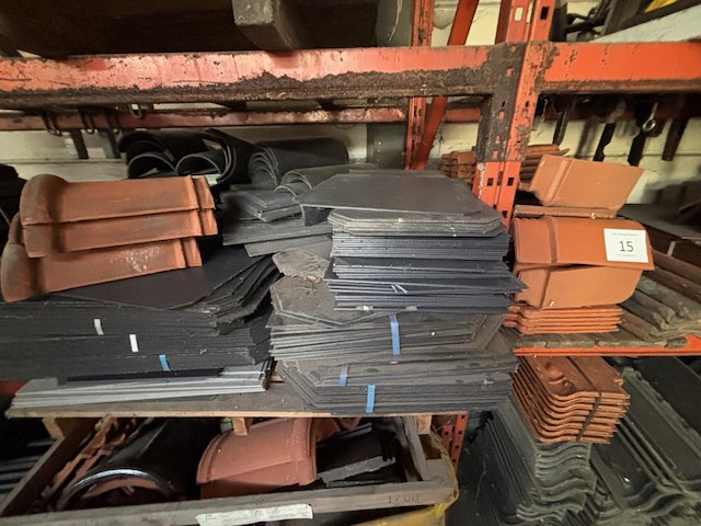 Lot dakpannen+restinhoud+stellng - afbeelding 12 van  17