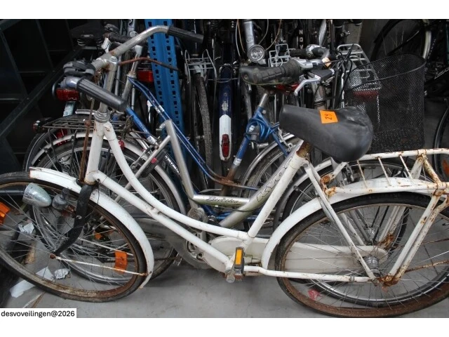 Lot damesfietsen - afbeelding 4 van  5