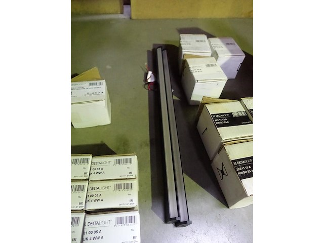 Lot deltalight - afbeelding 8 van  22