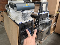 Lot demo materiaal - afbeelding 3 van  9