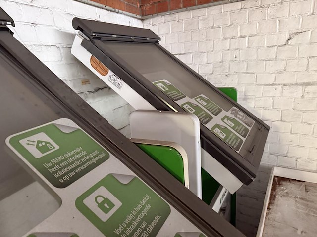 Lot demo materiaal - afbeelding 5 van  9