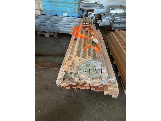 Lot deurlijsten - afbeelding 1 van  1