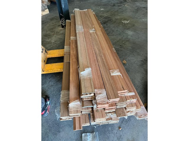 Lot deurlijsten - afbeelding 1 van  2