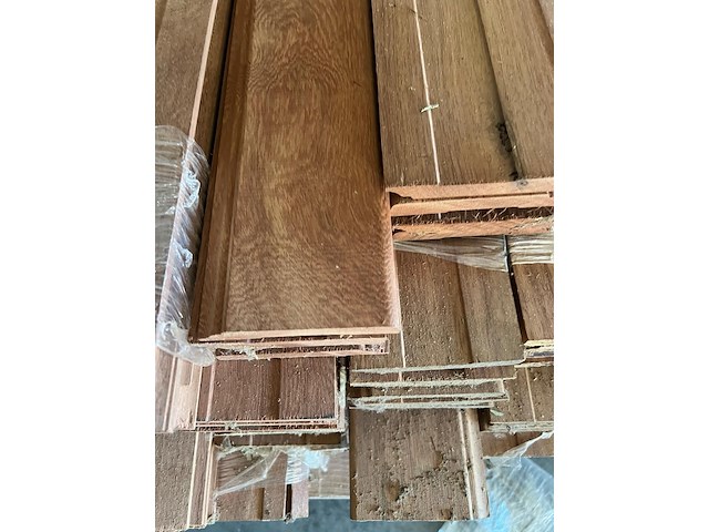 Lot deurlijsten - afbeelding 2 van  2