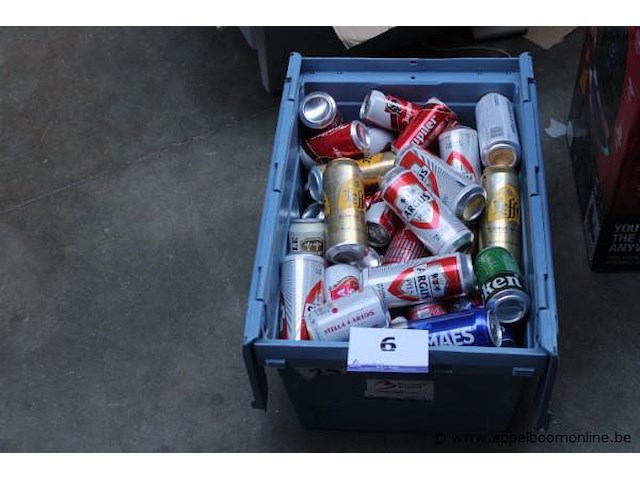 Lot div blikjes bier, zonder de pvc bak - afbeelding 1 van  1