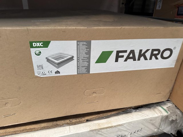 Lot div. dakvensters / dakpanelen / koepels - afbeelding 2 van  8