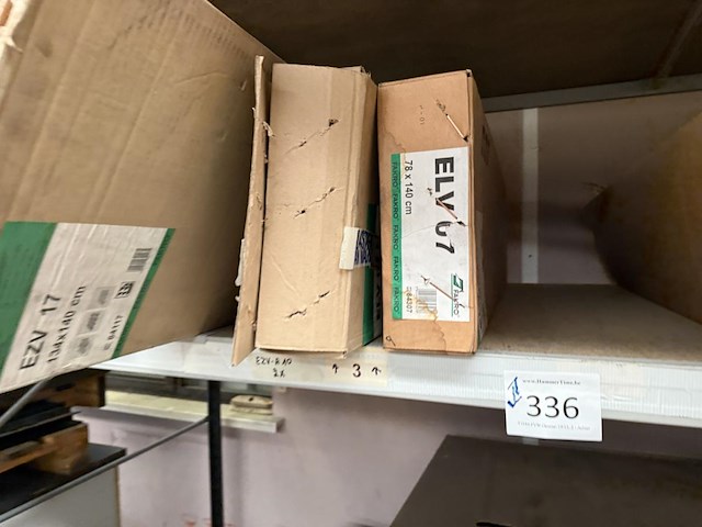 Lot div. dakvensters / dakpanelen / koepels - afbeelding 6 van  8