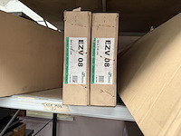 Lot div. dakvensters / dakpanelen / koepels - afbeelding 7 van  8