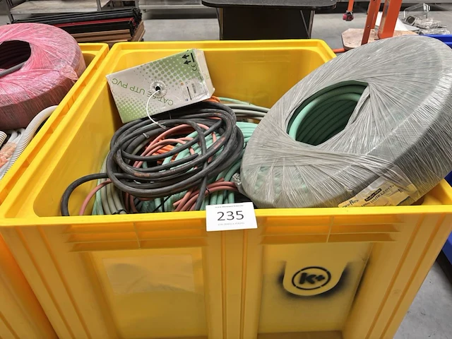 Lot div electra soepele en stijve aansluitkabels/preflex - afbeelding 1 van  3