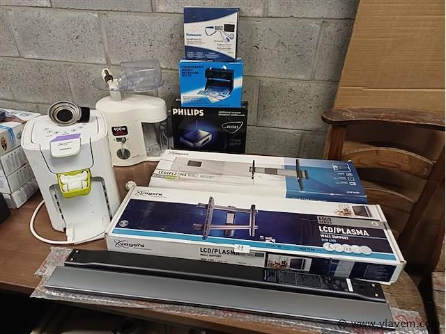 Lot div. elektro, wo. luidsprekers en ophangbeugels voor tv - afbeelding 1 van  1