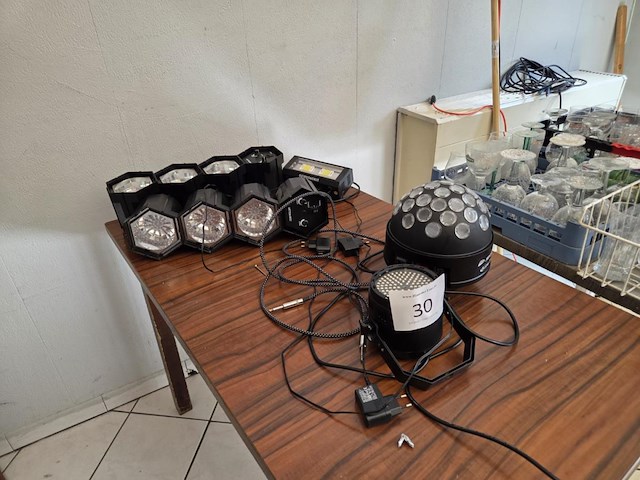 Lot div feestverlichting wo jbsystems - afbeelding 1 van  14