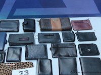 Lot div portefeuilles