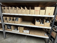 Lot div pvc koppelstukken & bochten - afbeelding 18 van  34