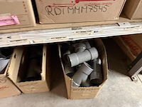 Lot div pvc koppelstukken & bochten - afbeelding 28 van  34