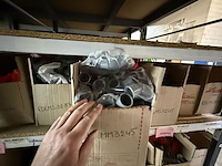 Lot div pvc koppelstukken & bochten - afbeelding 5 van  34