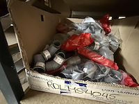 Lot div pvc koppelstukken & bochten - afbeelding 7 van  34
