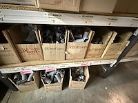 Lot div pvc koppelstukken & bochten - afbeelding 8 van  34
