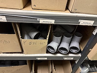 Lot div pvc koppelstukken & bochten - afbeelding 12 van  14