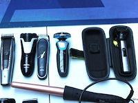 Lot div verzorgingsapparaten, wo scheermachines, zonder kabels, werking niet gekend - afbeelding 2 van  3