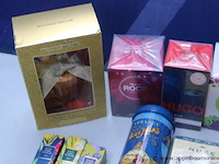 Lot div verzorgingsprodukten, wo eau de parfum - afbeelding 3 van  5