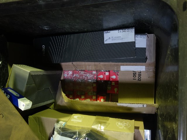 Lot diveren - afbeelding 7 van  9